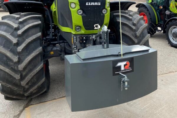 Tractorweight with toolbox